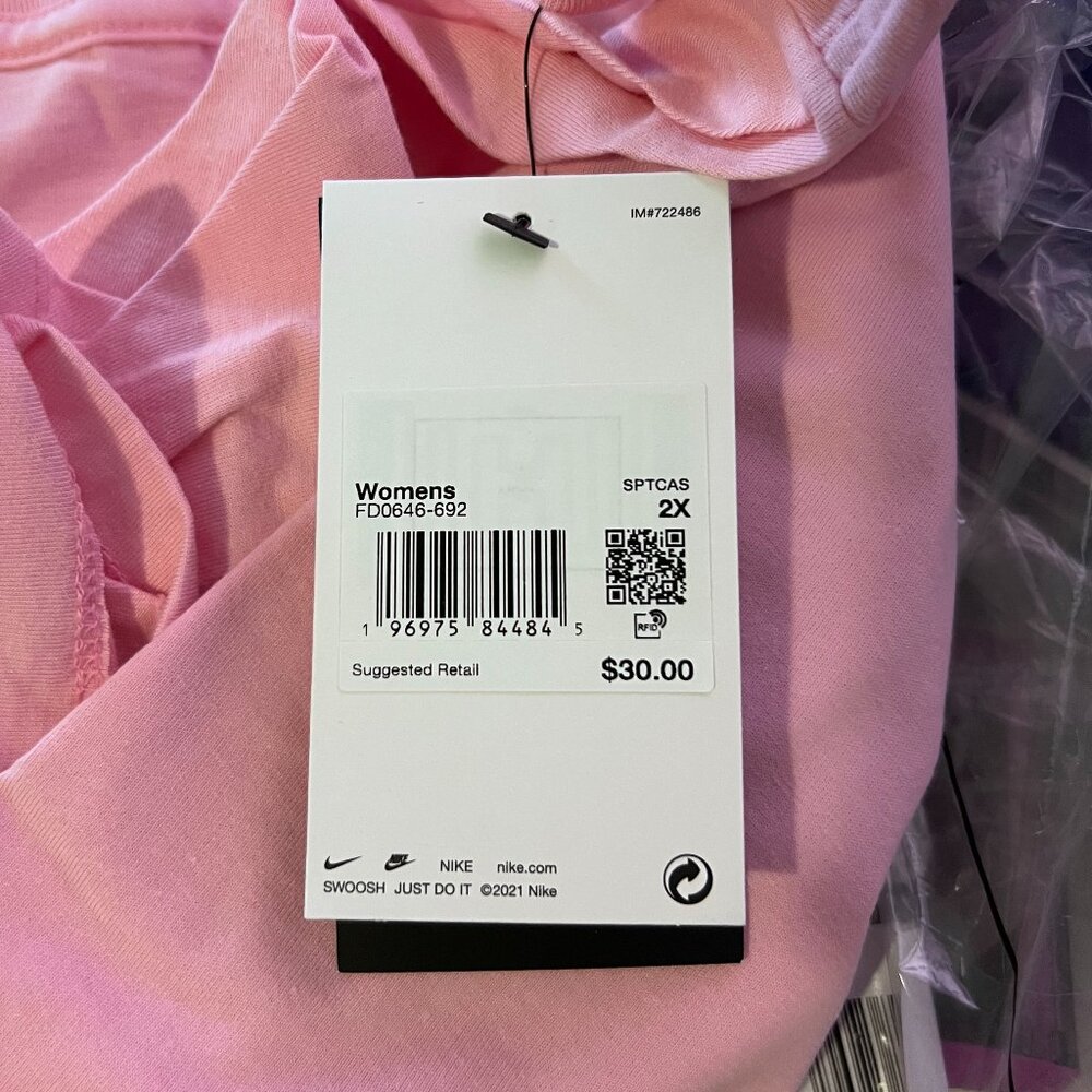 NWT Pink "The Nike Tee" - Picture 4 of 4